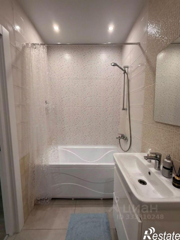 3-комн квартира ул Бехтерева, 2а,  д. 2а