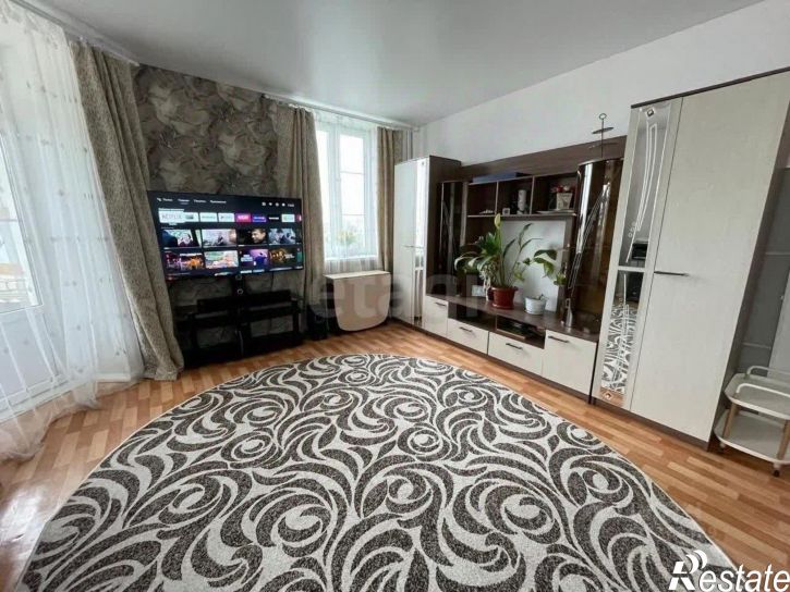 3-комн квартира ул Космонавта Комарова, 27,  д. 27