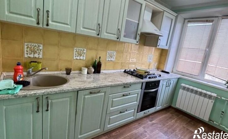 3-комн квартира ул Космонавтов, 2,  д. 2
