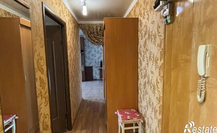 3-комн квартира ул Космонавтов, 2,  д. 2