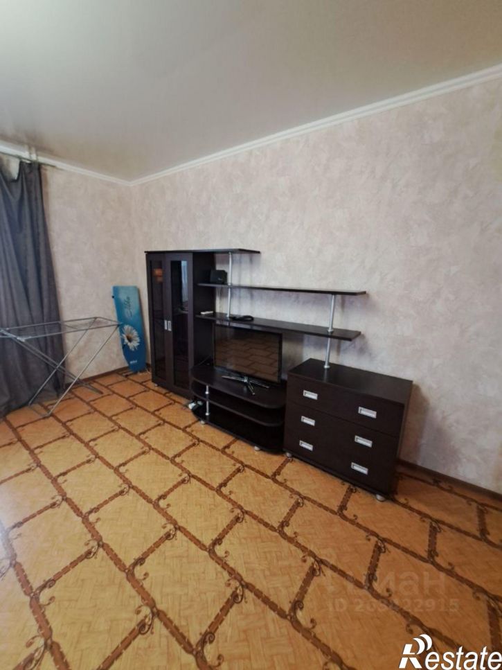 2-комн квартира ул Звездная, 49 3,  д. 49 3,  к. 3