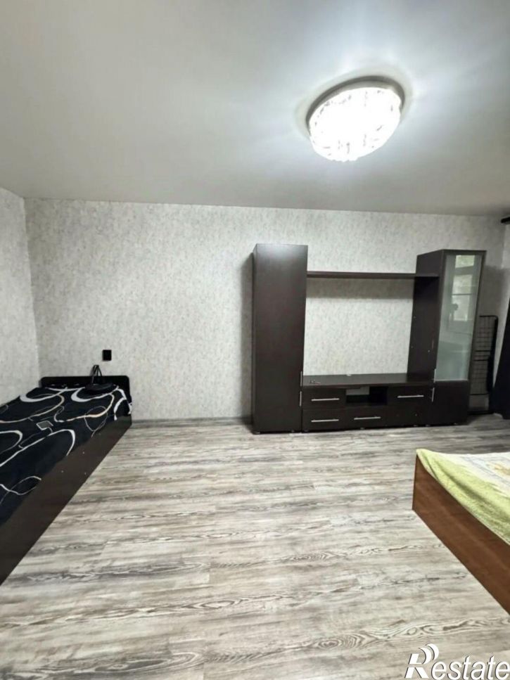 1-комн квартира ул Аксакова, 8,  д. 8