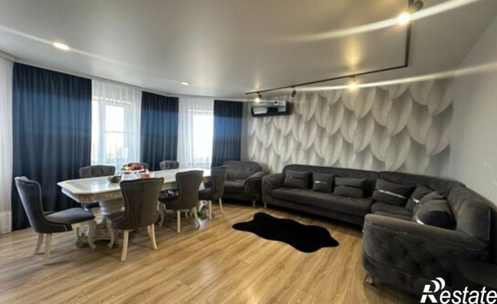 3-комн квартира ул Софьи Перовской, 84,  д. 84