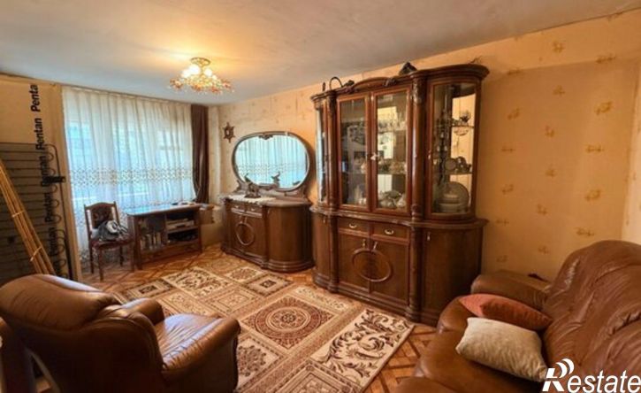 3-комн квартира ул Адмирала Нахимова, 137,  д. 137