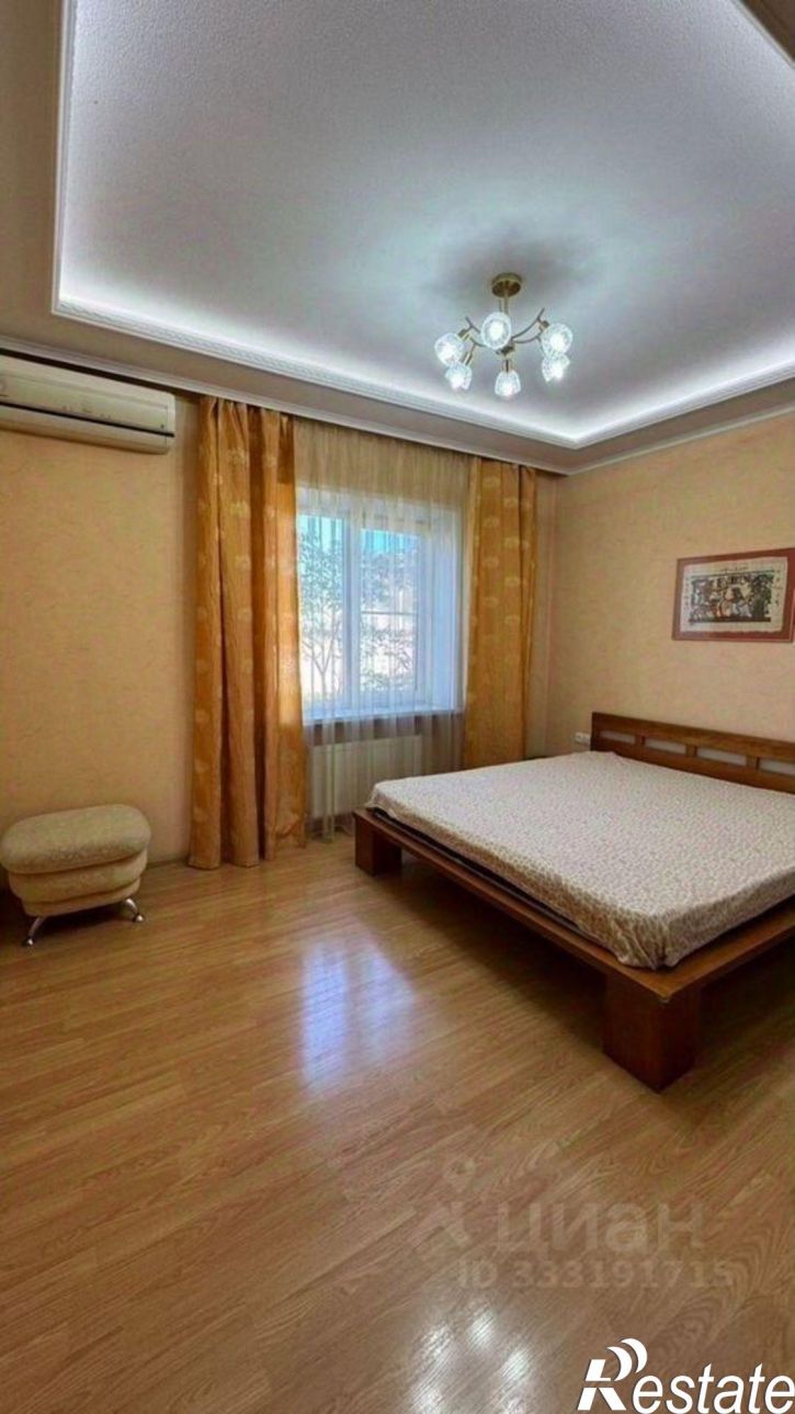4-комн квартира Астрахань, улица Чалабяна, 7