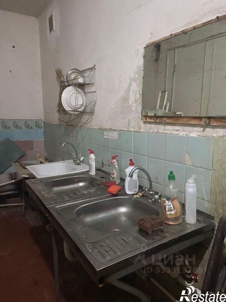 Комната пр-д Николая Островского, 12,  д. 12