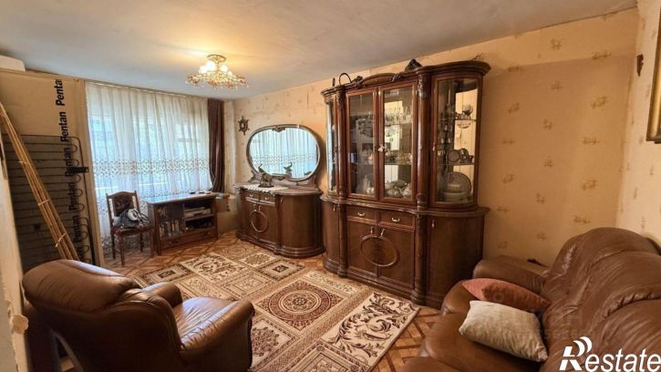3-комн квартира улица Адмирала Нахимова, 137,  д. 137