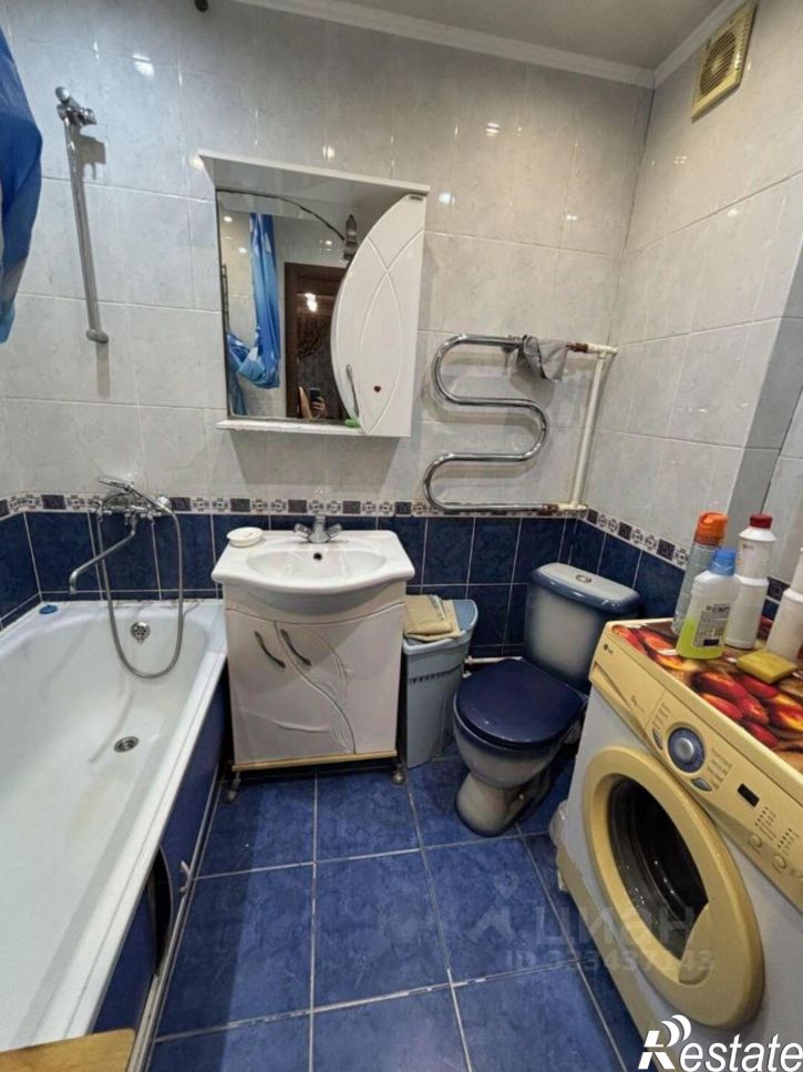 3-комн квартира улица Космонавтов, 2,  д. 2