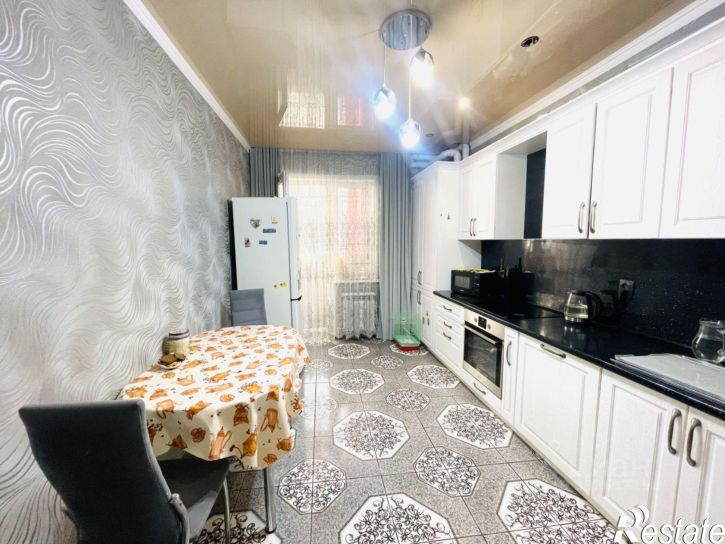 2-комн квартира улица Генерала Армии Епишева, 65,  д. 65