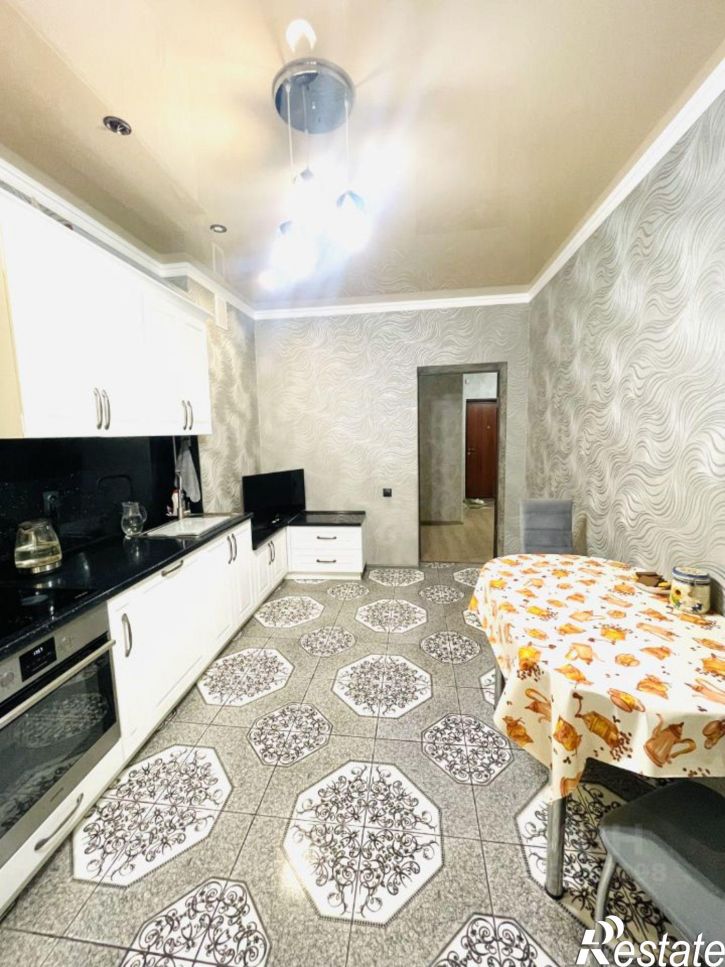 2-комн квартира улица Генерала Армии Епишева, 65,  д. 65