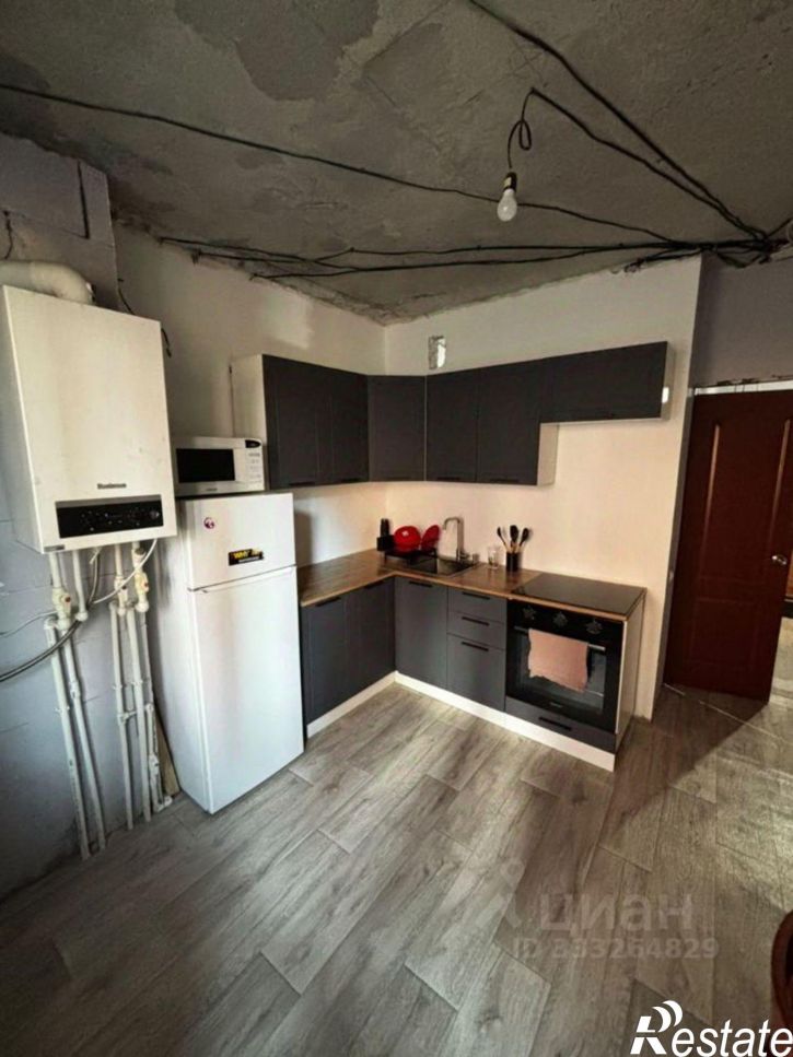 2-комн квартира улица Латышева, 3Е к1,  д. 3Е к1