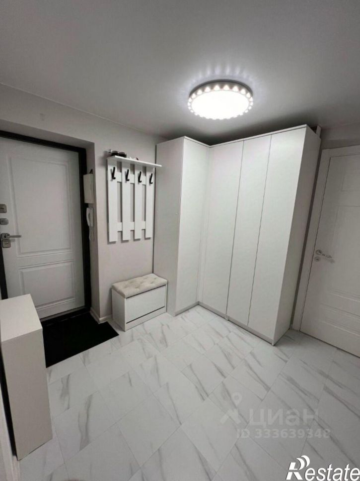 3-комн квартира Звёздная улица, 33,  д. 33