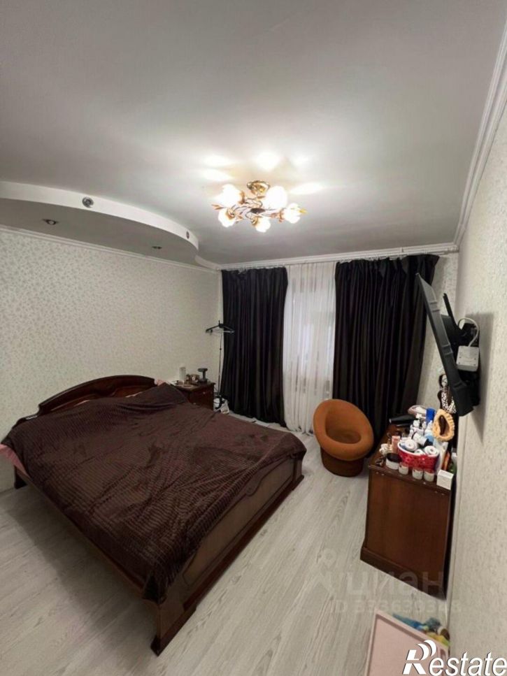 3-комн квартира Звёздная улица, 33,  д. 33