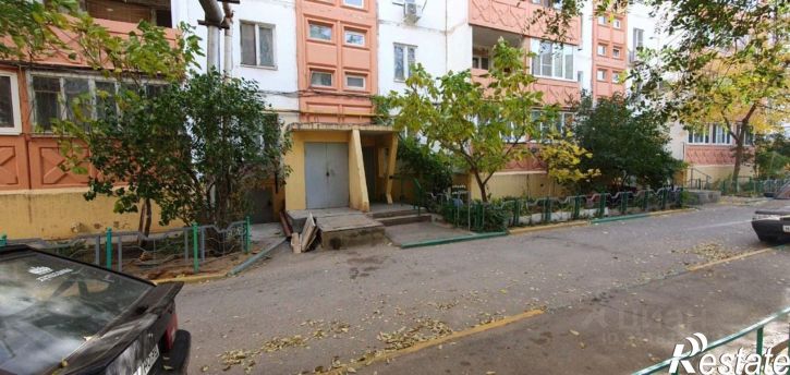 3-комн квартира улица Валерии Барсовой, 15,  д. 15