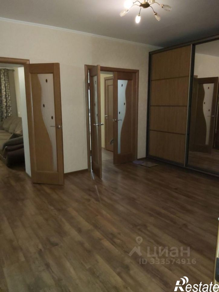 3-комн квартира улица Власова, 6,  д. 6
