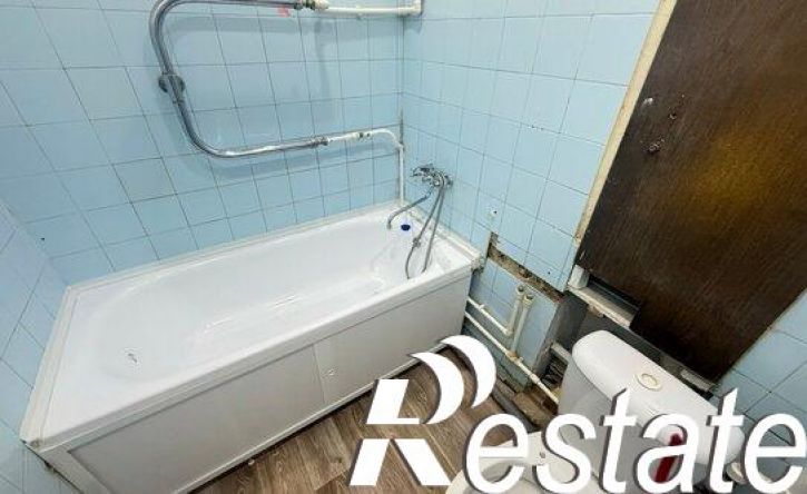 2-комн квартира улица Николая Островского, 74,  д. 74