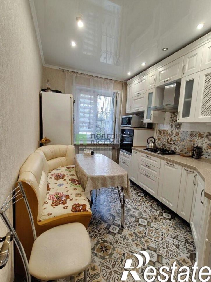 4-комн квартира улица Куликова, 15,  д. 15
