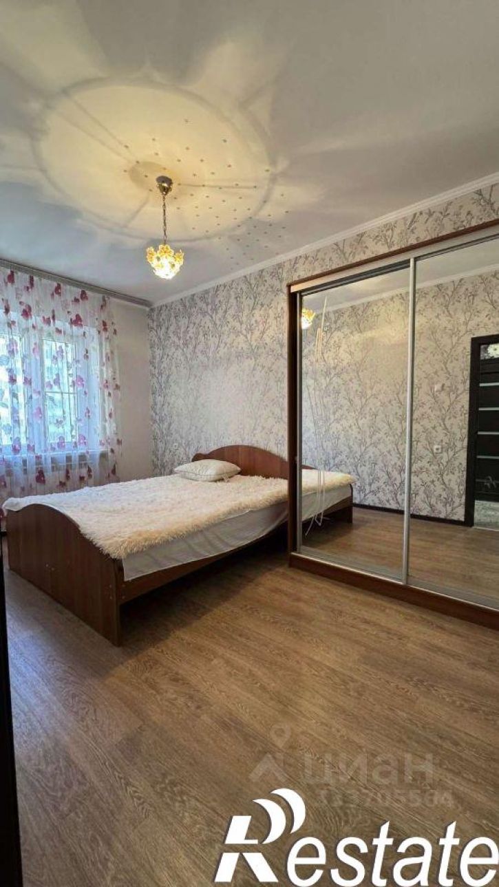 2-комн квартира улица Баха, 10,  д. 10