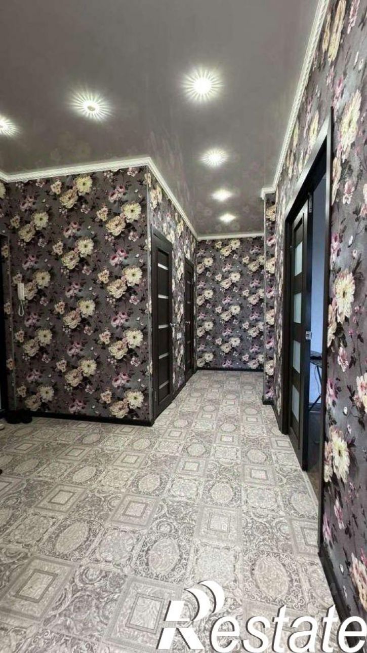 2-комн квартира улица Баха, 10,  д. 10