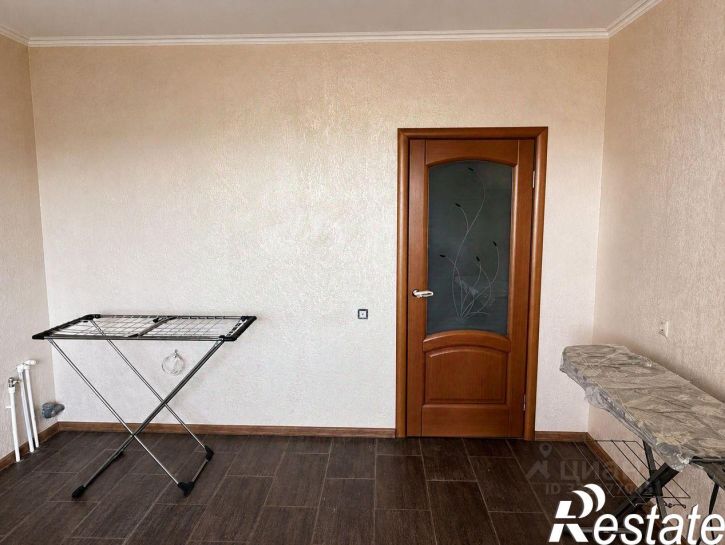 2-комн квартира улица Чугунова, 18,  д. 18
