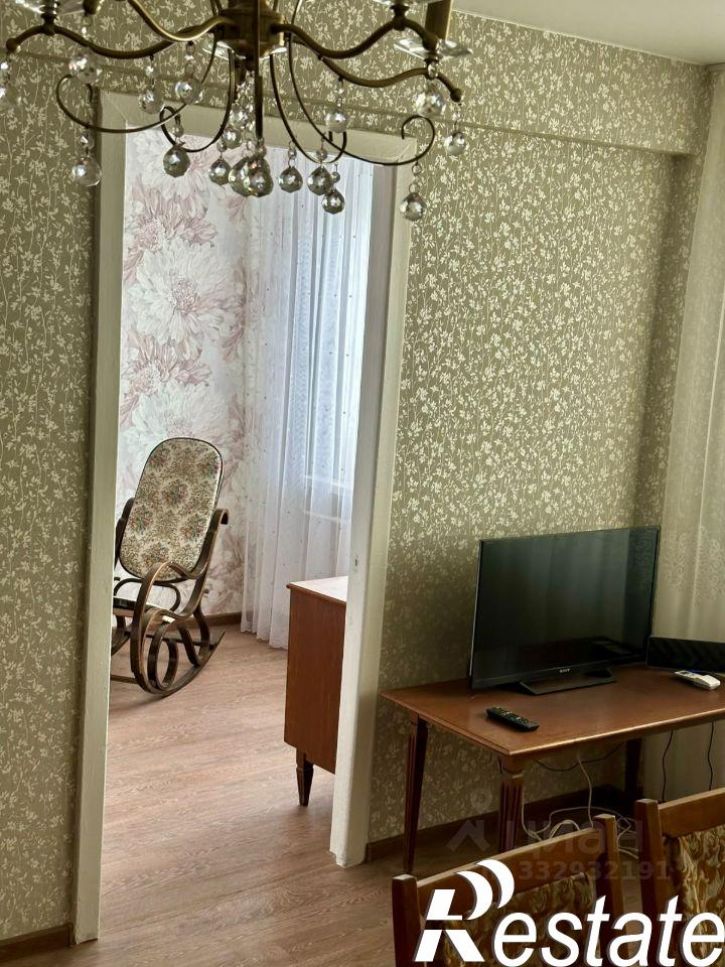 3-комн квартира улица Яблочкова, 2Б,  д. 2Б