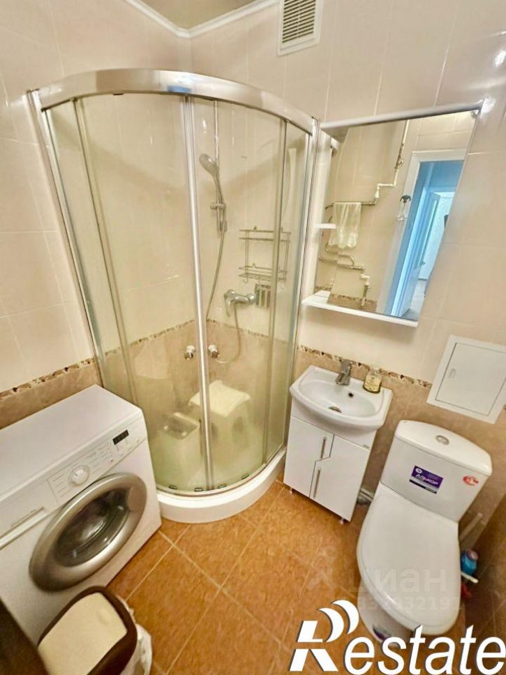3-комн квартира улица Яблочкова, 2Б,  д. 2Б