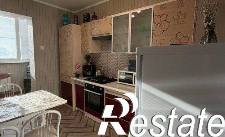 3-комн квартира улица Куликова, 73/4,  д. 73/4