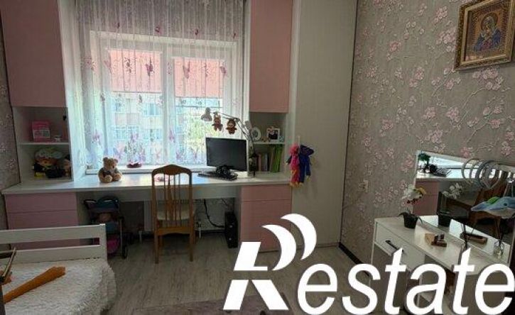 3-комн квартира улица Куликова, 73/4,  д. 73/4