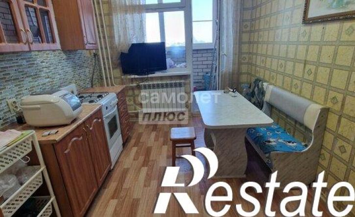 3-комн квартира Космическая улица, 6,  д. 6