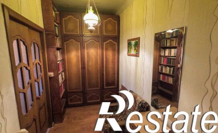 2-комн квартира улица Бабушкина, 70,  д. 70