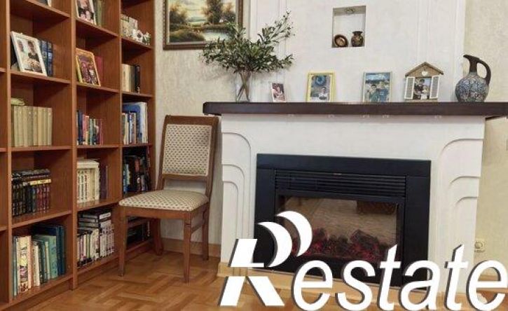 4-комн квартира улица Сен-Симона, 33 к1,  д. 33 к1