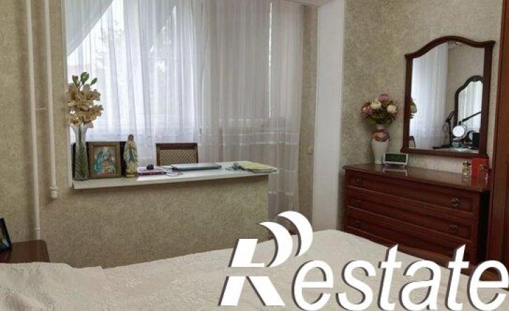 4-комн квартира улица Сен-Симона, 33 к1,  д. 33 к1