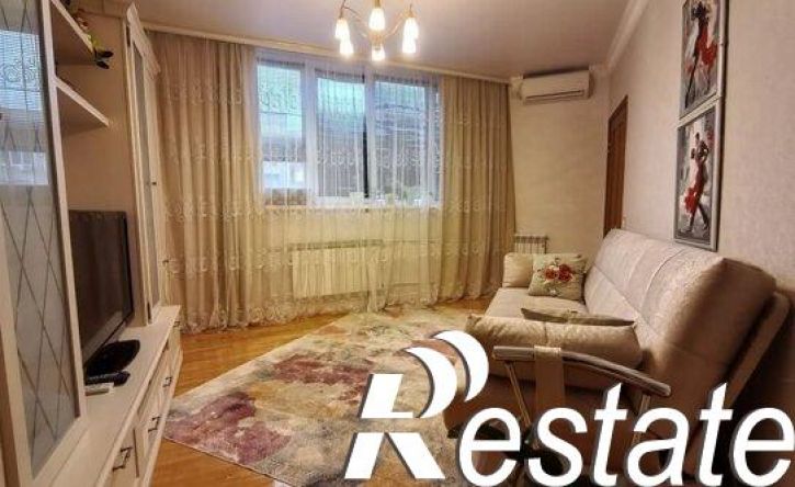 4-комн квартира улица Сен-Симона, 33 к1,  д. 33 к1