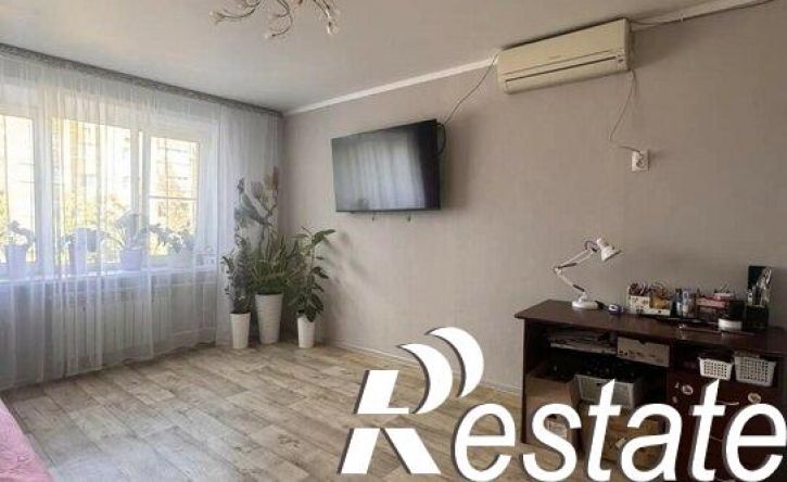 2-комн квартира улица Тренёва, 11 к1,  д. 11 к1