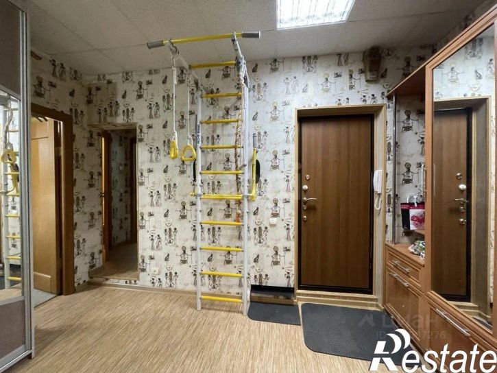 3-комн квартира улица Валерии Барсовой, 4,  д. 4