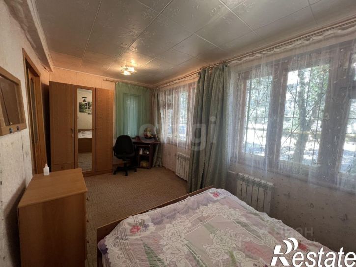 3-комн квартира улица Косиора, 11,  д. 11