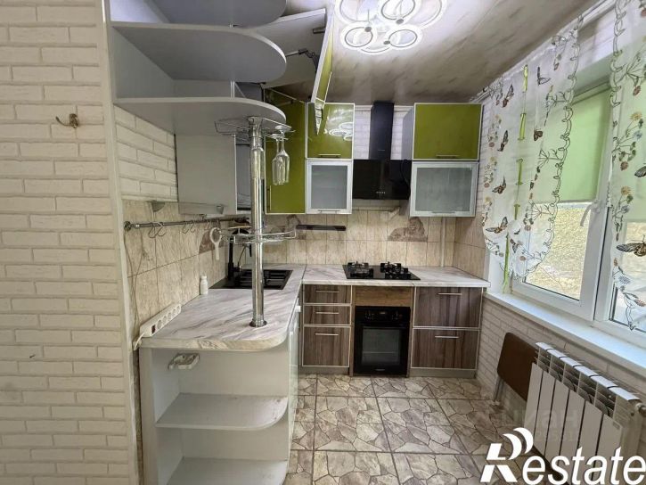 3-комн квартира улица Софьи Перовской, 107А,  д. 107А