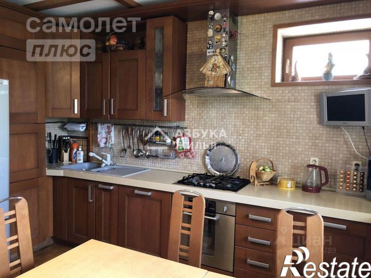 3-комн квартира улица Ахшарумова, 3,  д. 3