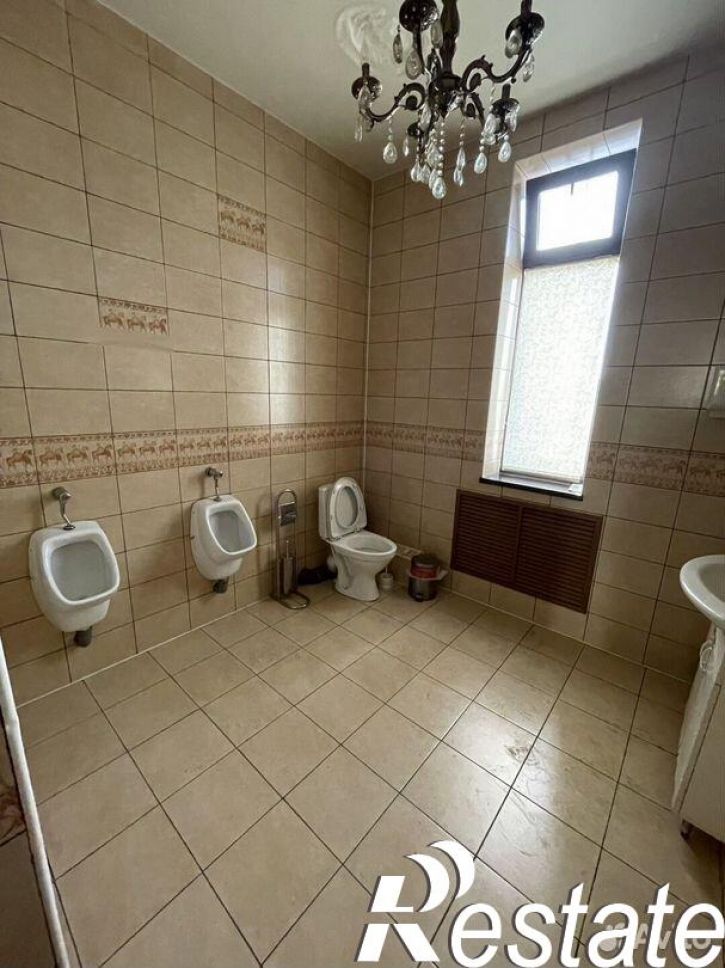 Отдельное здание улица Адмирала Нахимова, 132,  д. 132