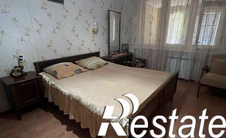 2-комн квартира улица Адмирала Нахимова, 107А,  д. 107А