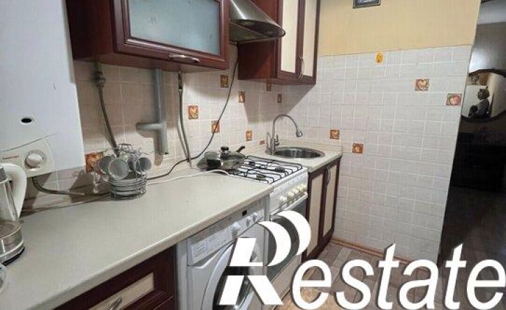 2-комн квартира улица Адмирала Нахимова, 107А,  д. 107А