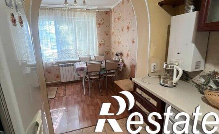 2-комн квартира улица Адмирала Нахимова, 107А,  д. 107А