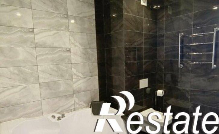4-комн квартира улица Куликова, 77/3,  д. 77/3