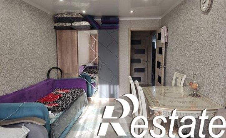 2-комн квартира улица Адмирала Нахимова, 137 к1,  д. 137 к1