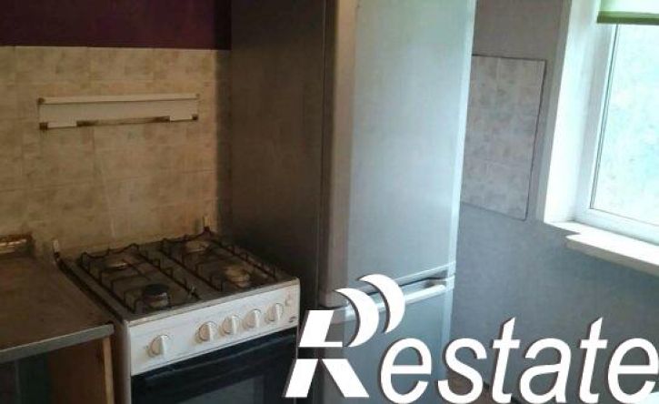 3-комн квартира улица Маркина, 48,  д. 48