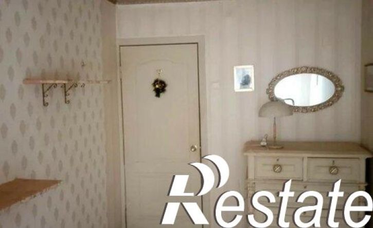 3-комн квартира улица Маркина, 48,  д. 48