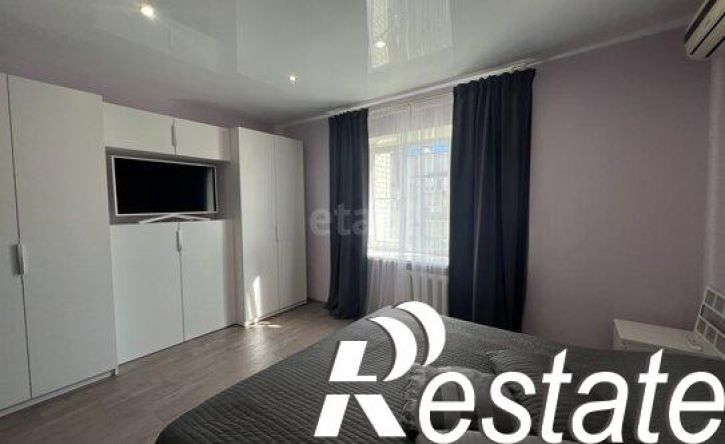 3-комн квартира улица Сен-Симона, 42 к3,  д. 42 к3