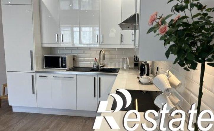 3-комн квартира улица Сен-Симона, 42 к3,  д. 42 к3