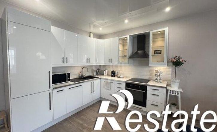 3-комн квартира улица Сен-Симона, 42 к3,  д. 42 к3