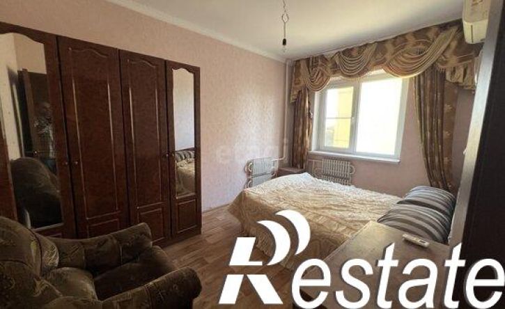 3-комн квартира улица Куликова, 83,  д. 83